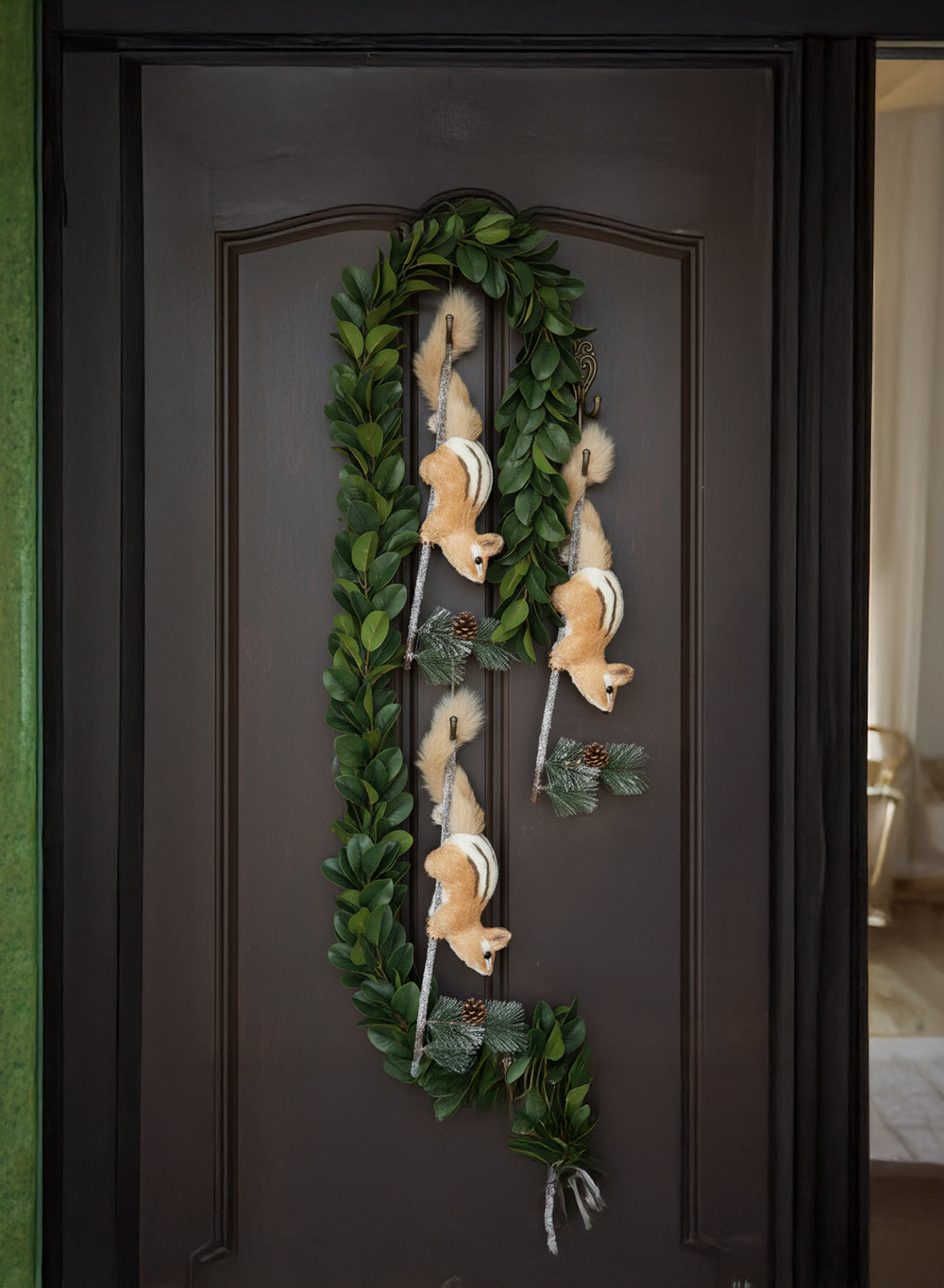 Bundle: Lifelike Chipmunks on a Branch & Magnolia Leaf Garland – Rustic Woodland Christmas Décor Set