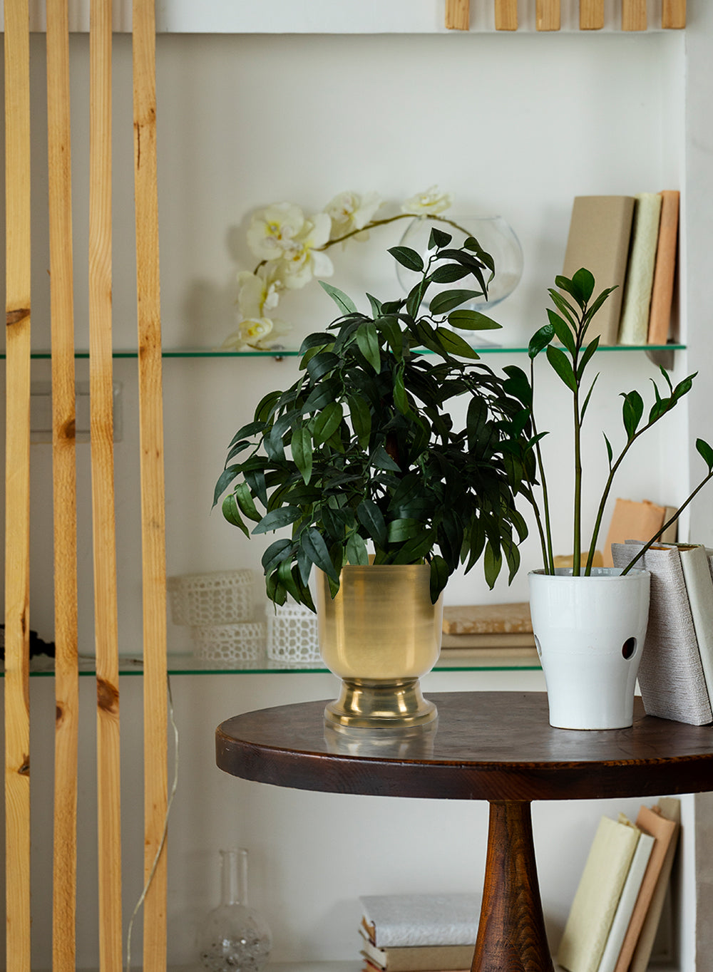 Decorative Gold Urn Vase Collection