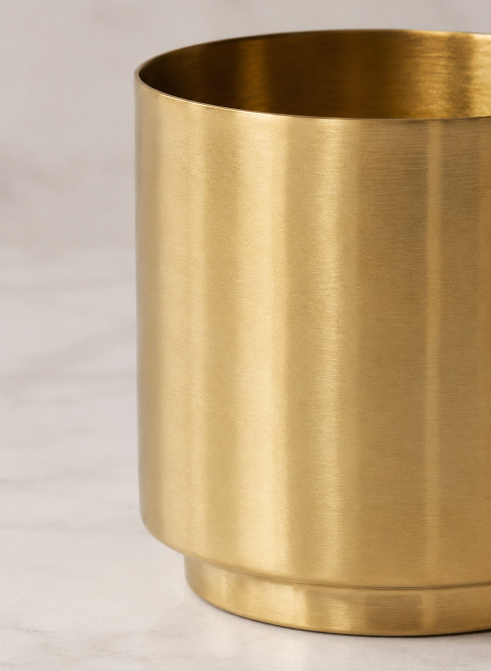 Cylindrical Shiny Finish Vase Collection