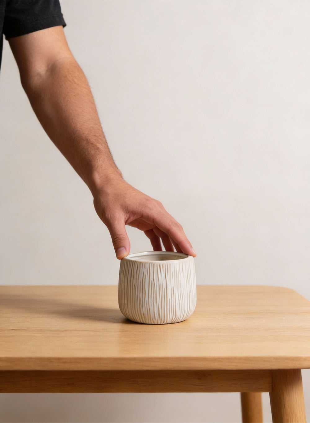 Arlo Ribbed Ceramic Cachepot Collection