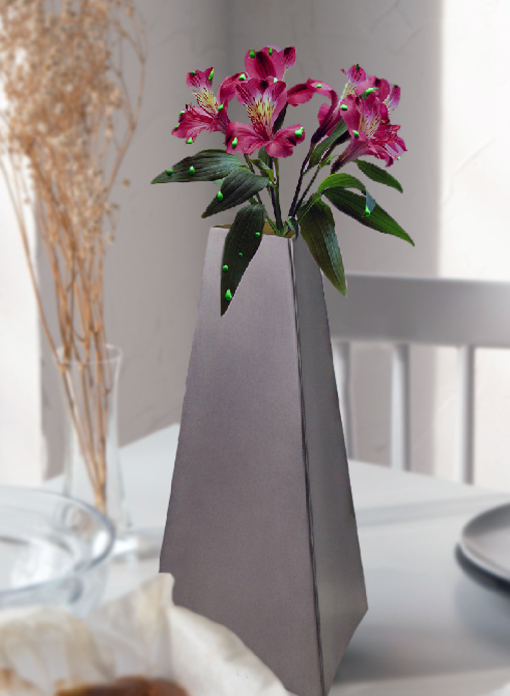 Triova Stainless Steel Vase