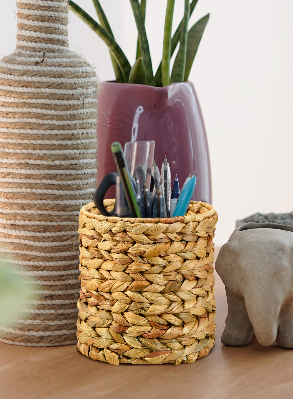 Eco-Friendly Water Hyacinth Collection - Pots Tray, Basket, and Vase