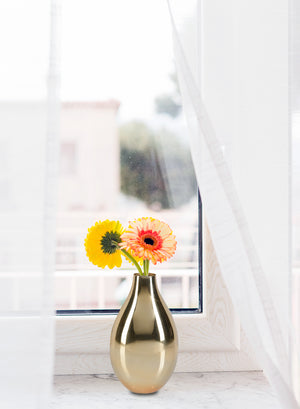 Pear-Shaped Gold Vase, Available in 2 Sizes