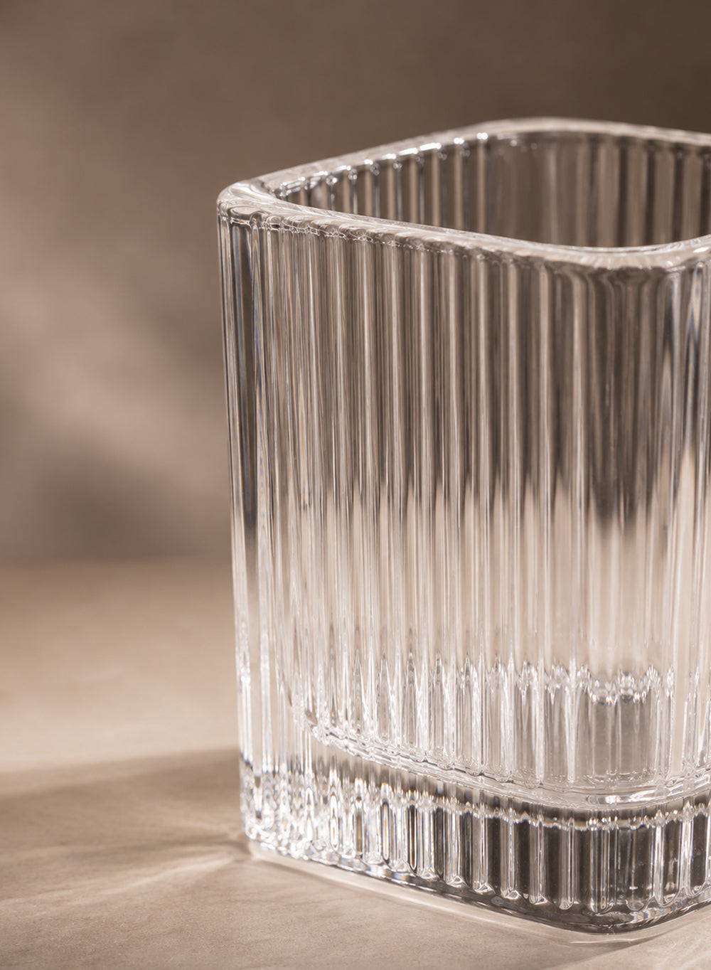 Vela Ribbed Glass Candle Holders Collection
