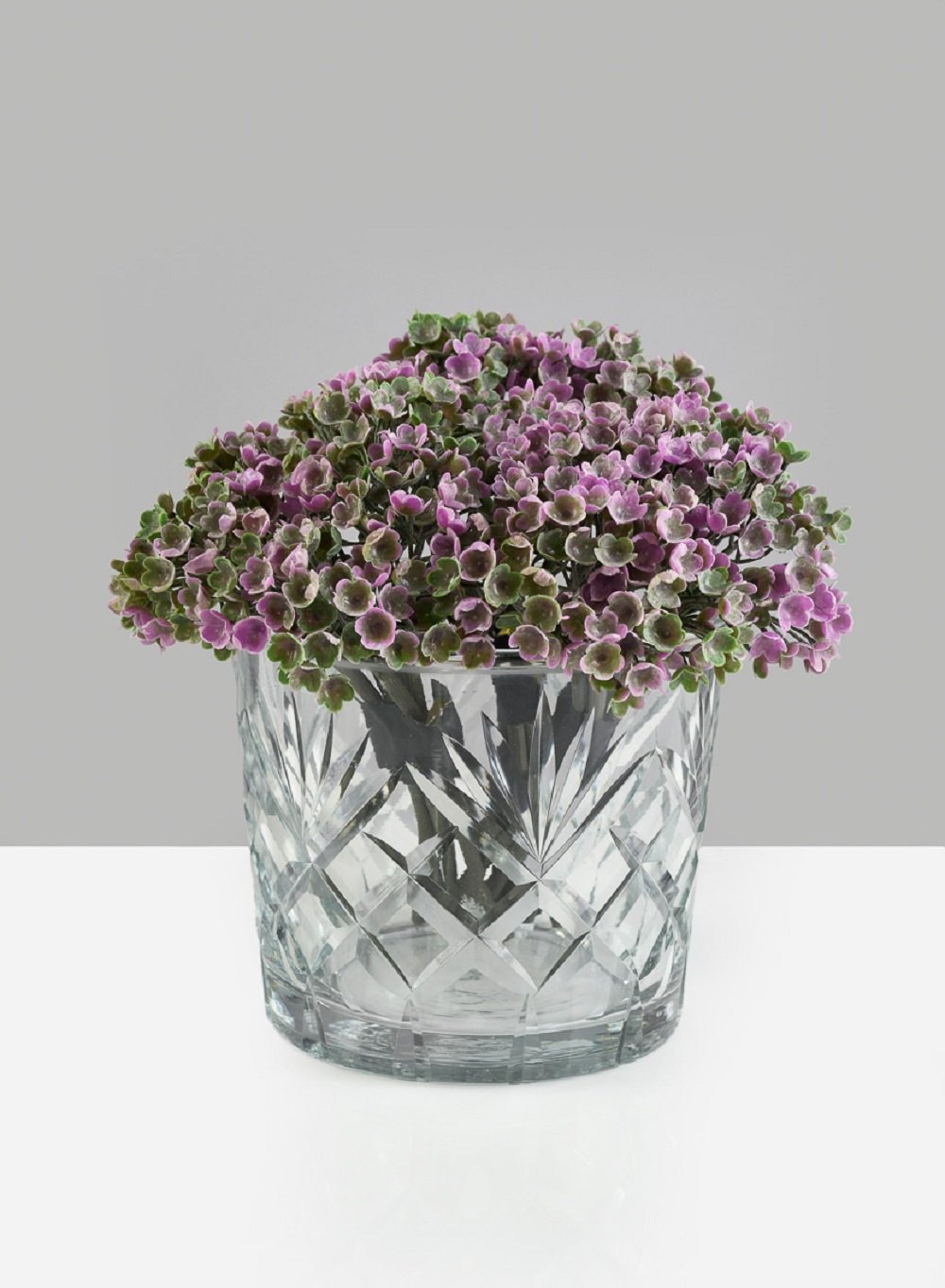 Serene Spaces Living Diamond Cut Glass Flowers Vase for Weddings, In 3 Shapes