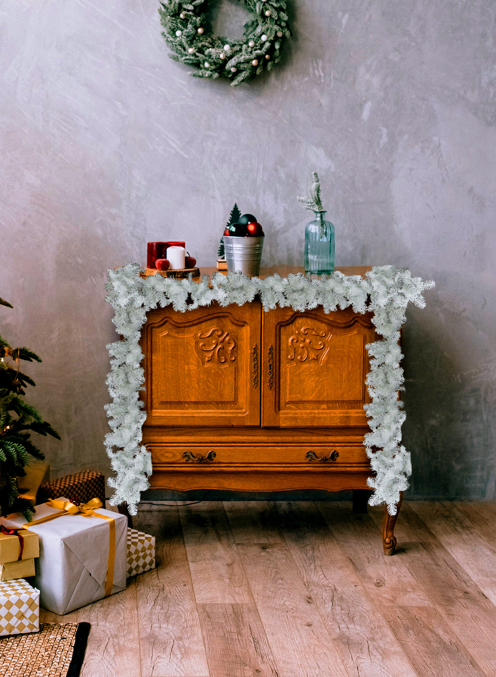 9ft White Tinsel Garland