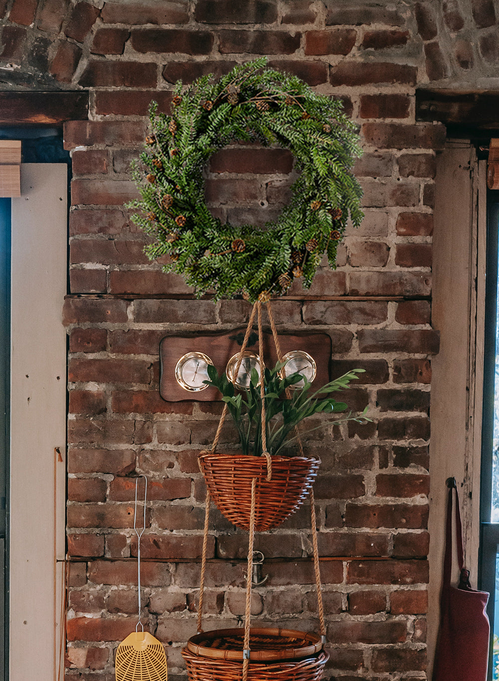 Christmas Wreath, In 2 Sizes & Colors