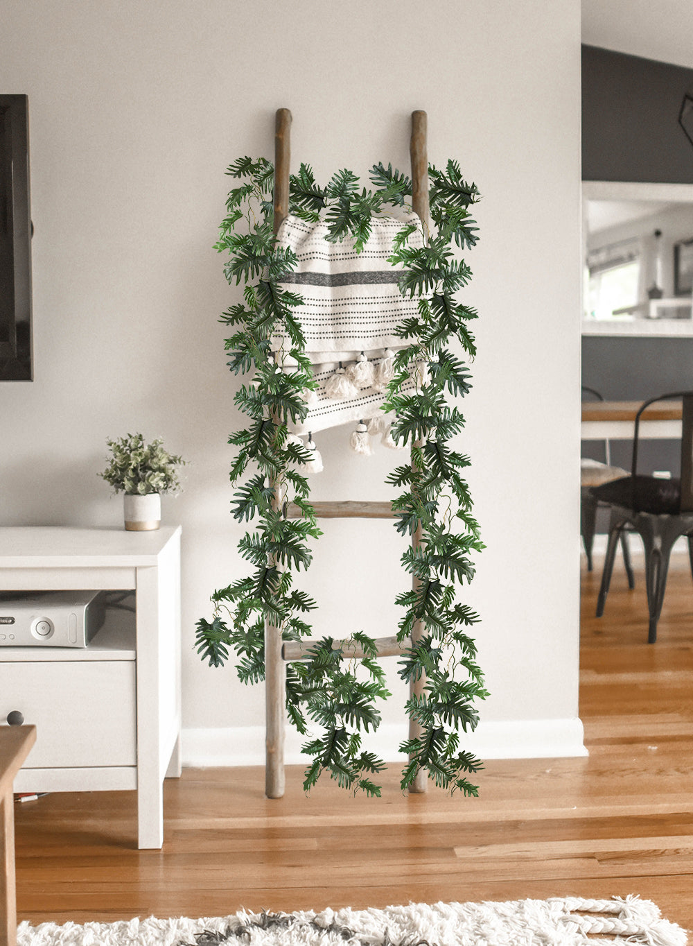 Artificial Hanging Vine, in 4 Designs