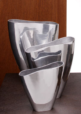 Curved Tulip Vases