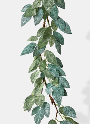Serene Spaces Living 48in Decorative Velvet-Look Green Leaf Garland, Ornament for Holiday Decor