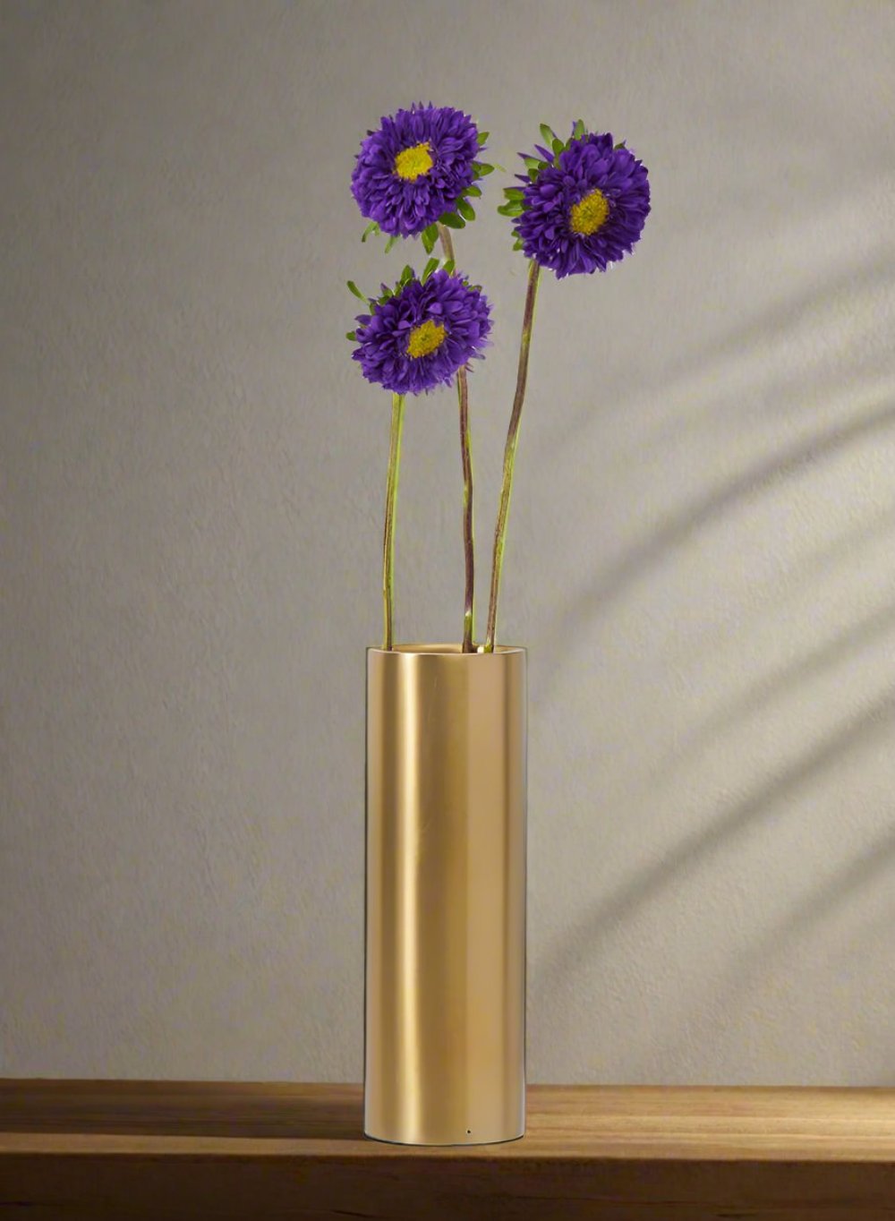 Stylish Matte Gold Floral Vase, In Various Shapes & Sizes